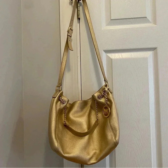 Metallic Gold Michael Kors Jet Set Bag - Picture 2 of 6